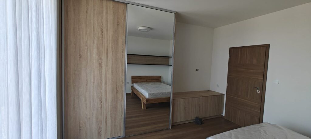 KOLEKCE VESTVANÝCH SKŘÍNÍ — fotografie 4