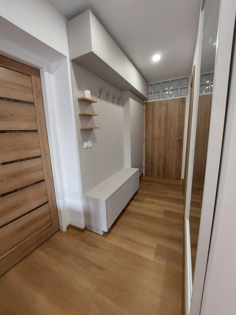KOLEKCE VESTVANÝCH SKŘÍNÍ — fotografie 15